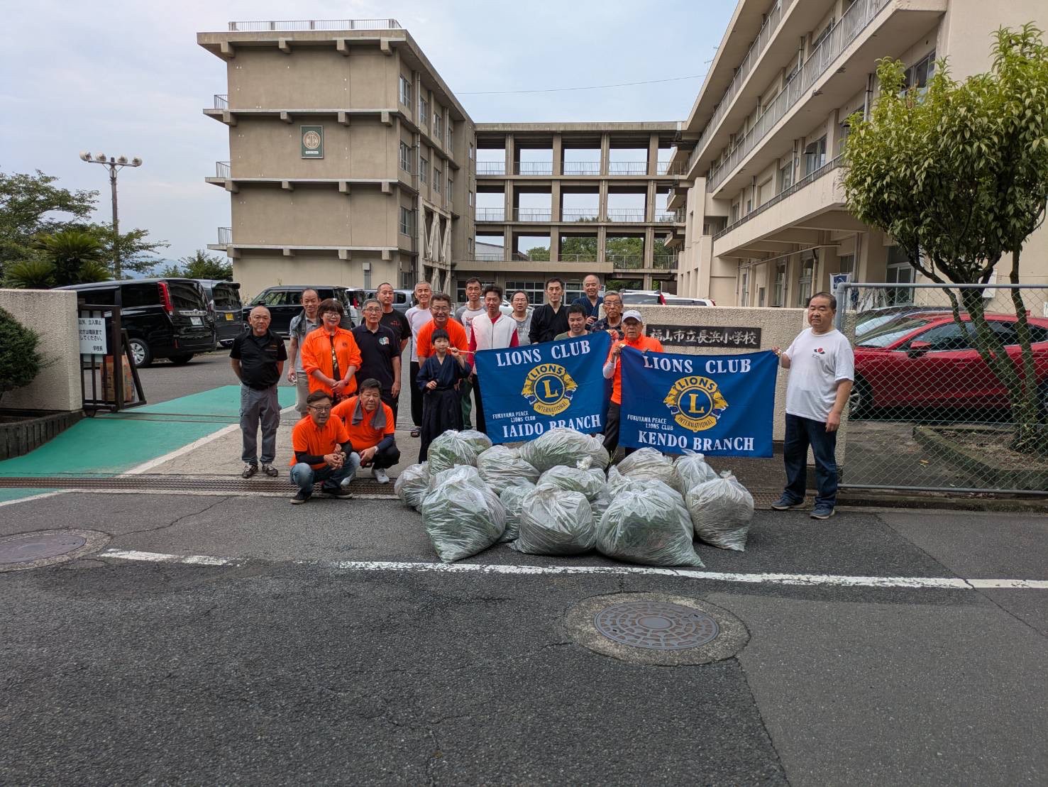 2025/08/09 長浜小学校中庭ボランティア清掃【1R1Z福山ﾋﾟｰｽLC
